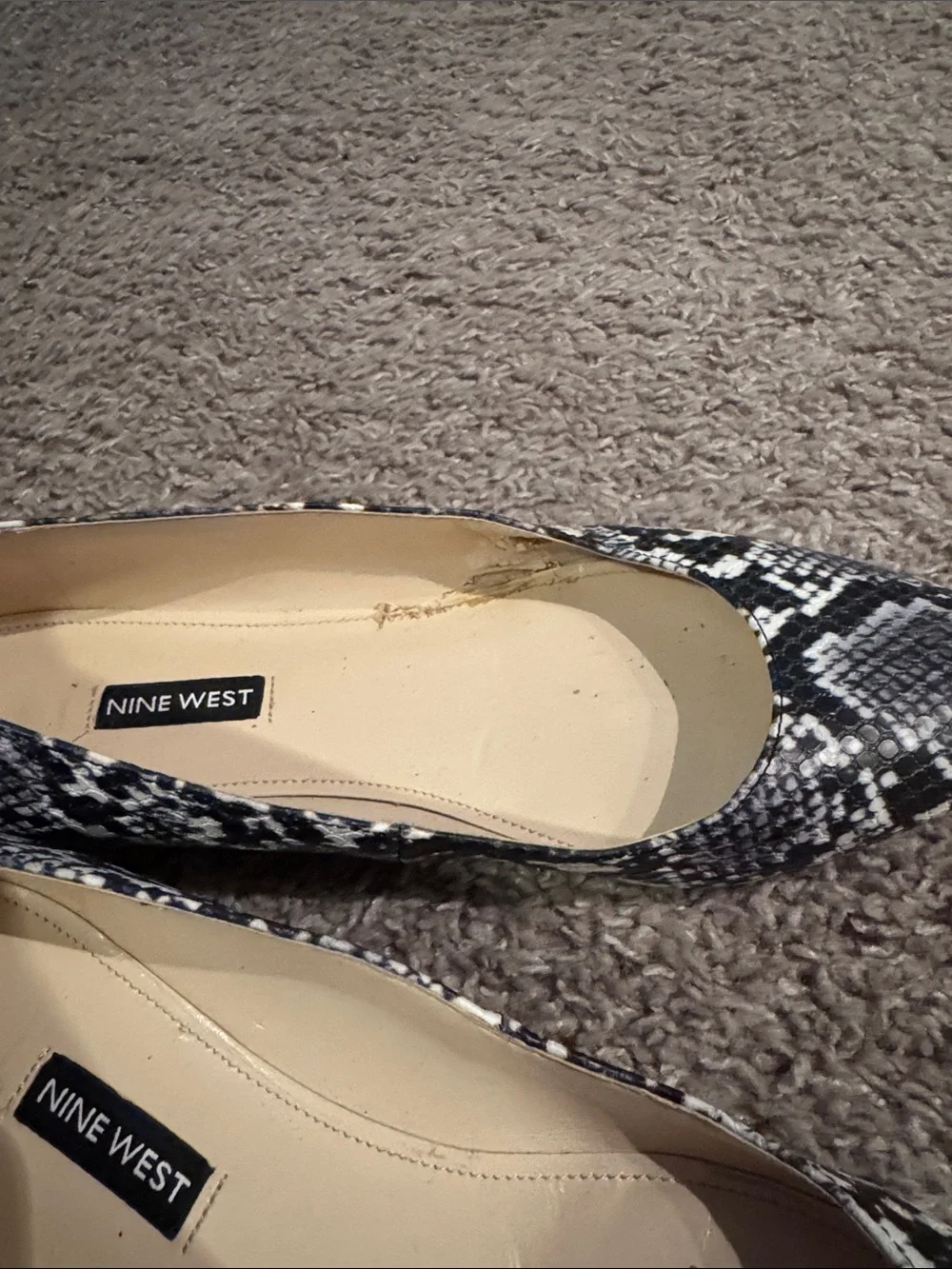 Nine West Black & White Snake-Print Pointed Toe Flats Size 8
